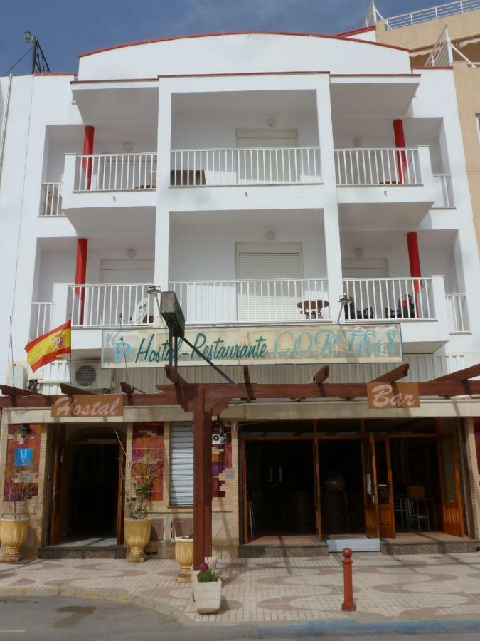 Hostal Cortes 加鲁查 外观 照片