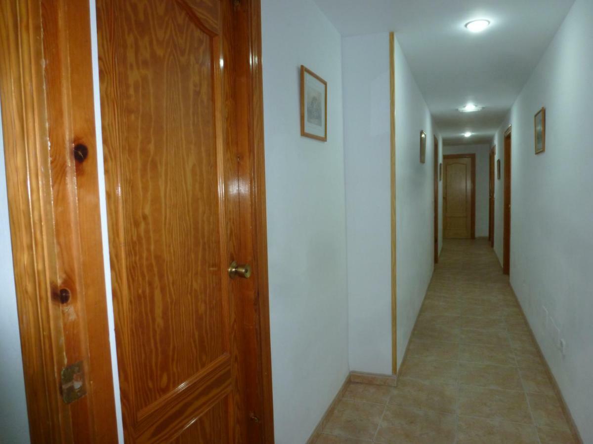 Hostal Cortes 加鲁查 外观 照片